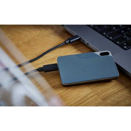 SSD disk 250GB INTENSO prenosni TX100