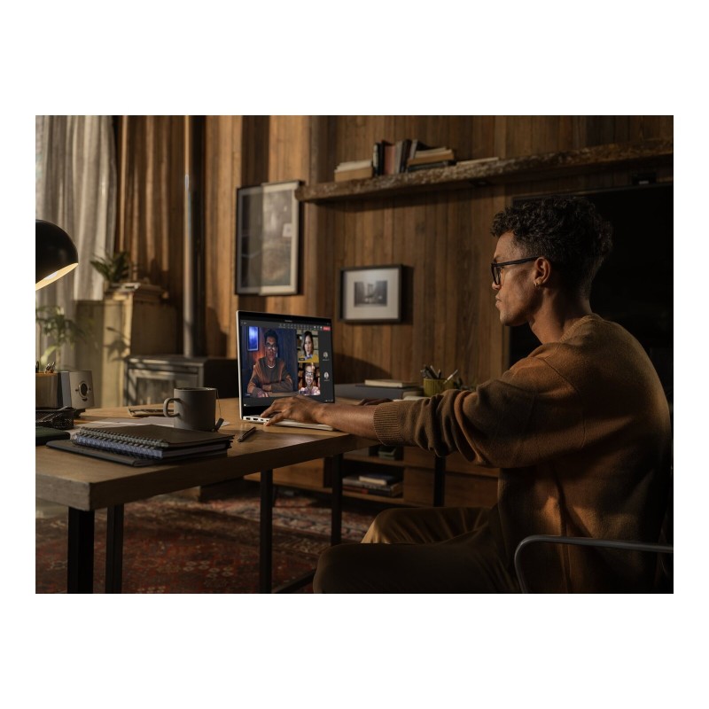 Prenosnik HP OmniBook 7 Next Gen AI U7-258V, 32GB, 1TB, W11H