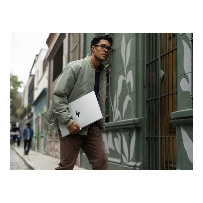 Prenosnik HP OmniBook 7 Next Gen AI U7-258V, 32GB, 1TB, W11H