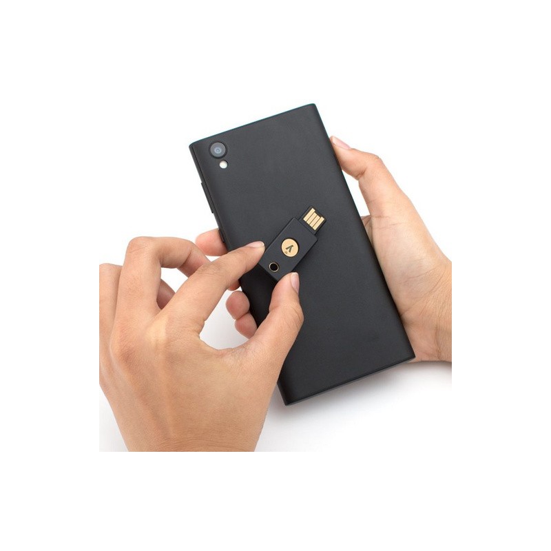 Varnostni ključ Yubico YubiKey 5 NFC, USB-A, črn