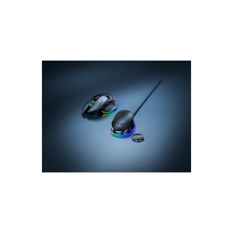Polnilna postaja Razer Mouse Dock Pro s polnilnim ploščkom
