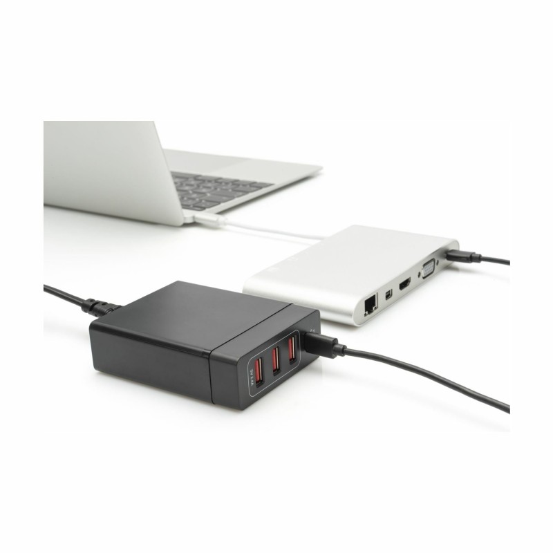Univerzalni napajalnik Digitus za prenosnike USB-C + 3xUSB-A 72W