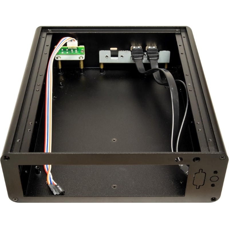 Ohišje INTER-TECH Mini ITX IP-60, z napajalnikom, črno