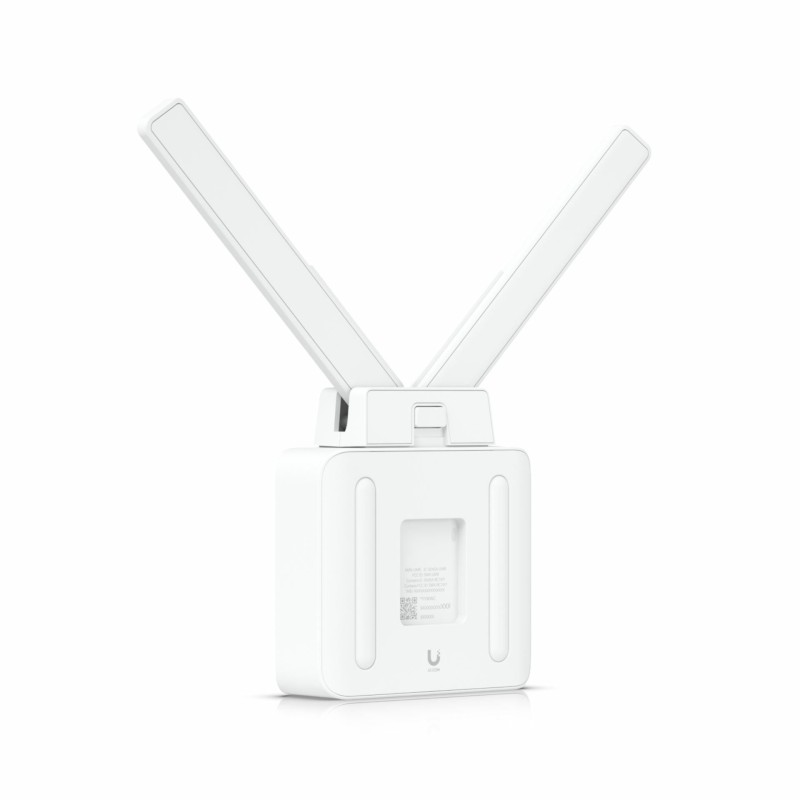 Usmerjevalnik (router) Ubiquiti UMR