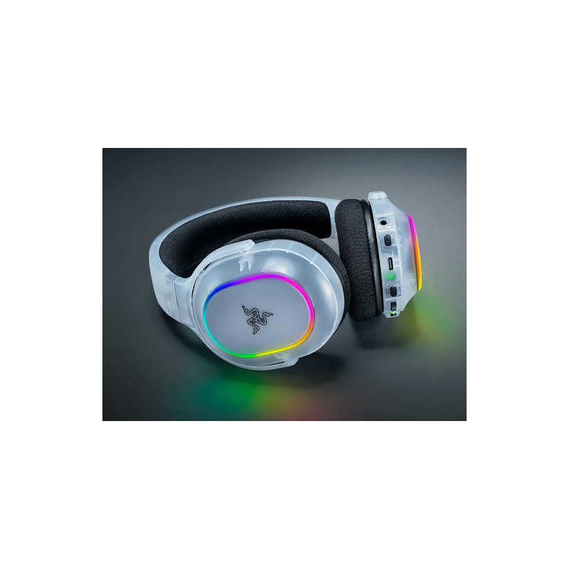 Slušalke Razer Barracuda X Chroma, bele