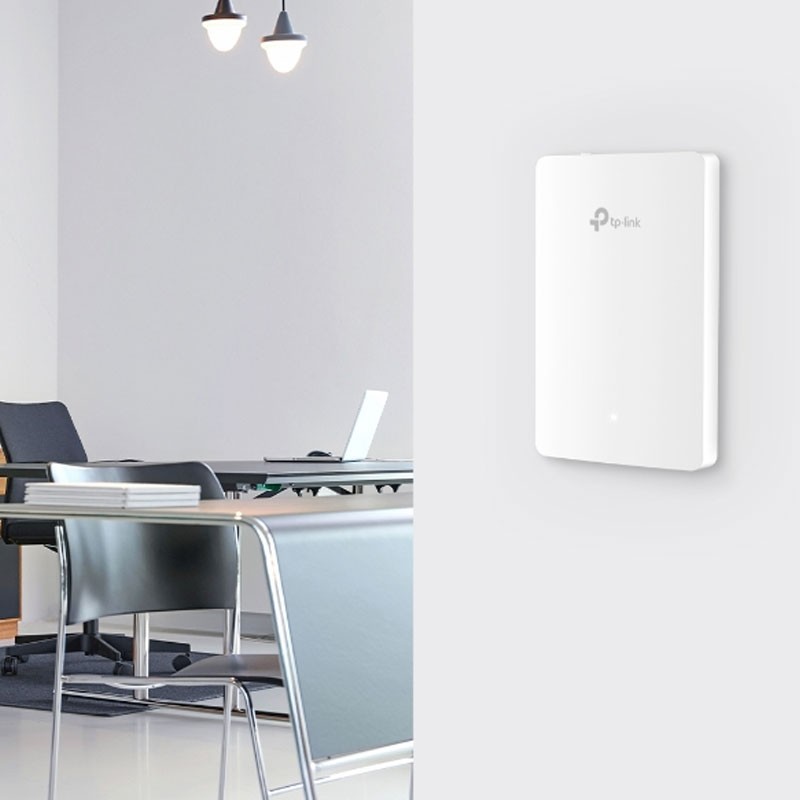 Dostopna točka (access point) TP-LINK EAP615