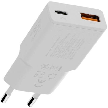 Polnilec Xtorm Go2 Slimline 25W, USB-C/A, bel